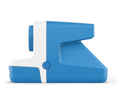 Seitenansicht der Polaroid Now Blau
